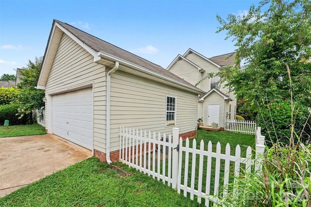 116 E Decatur Avenue, Mooresville, NC 28117