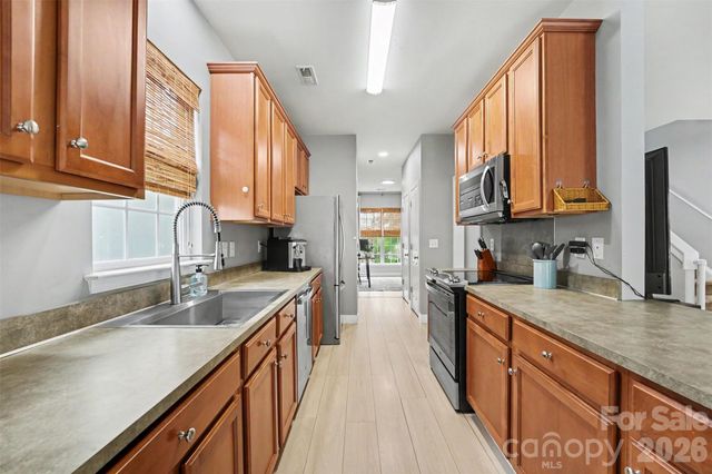 116 E Decatur Avenue, Mooresville, NC 28117