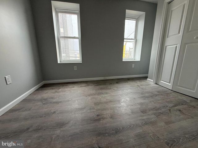 2447 INGERSOLL ST, Philadelphia, PA 19121
