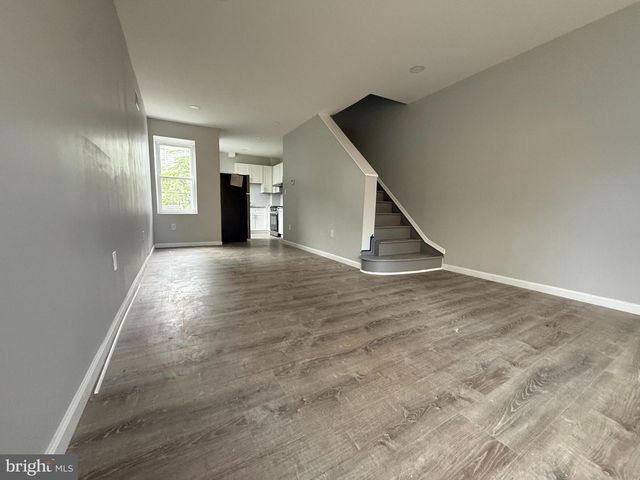 2447 INGERSOLL ST, Philadelphia, PA 19121