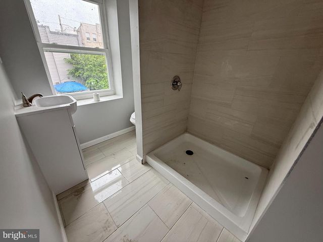2447 INGERSOLL ST, Philadelphia, PA 19121