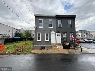 2447 INGERSOLL ST, Philadelphia, PA 19121