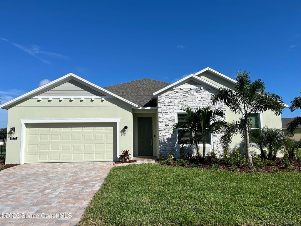 1273 Killian Drive NE, Palm Bay, FL 32905