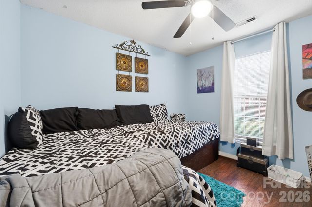 6833 Shiloh Ridge Lane, Charlotte, NC 28212