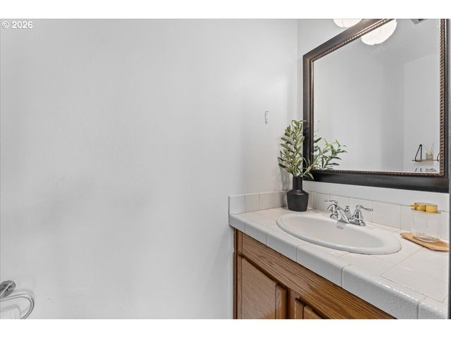 7209 Ne 83RD Ave, Vancouver, WA 98662