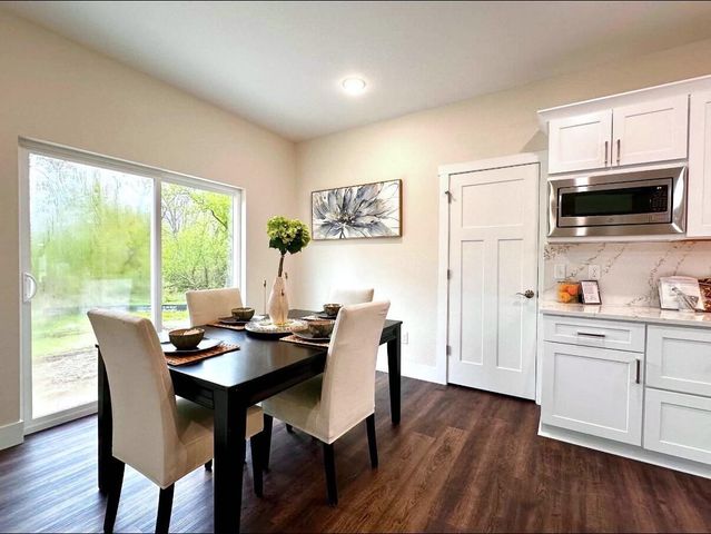 4801 Piper LANE, Mount Pleasant, WI 53403