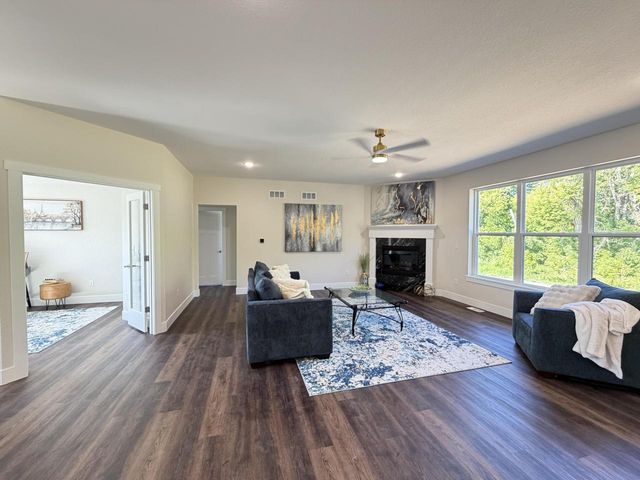 4801 Piper LANE, Mount Pleasant, WI 53403
