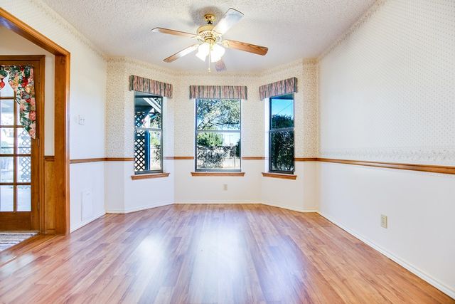 3214 Cedarhill Dr, San Angelo, TX 76904