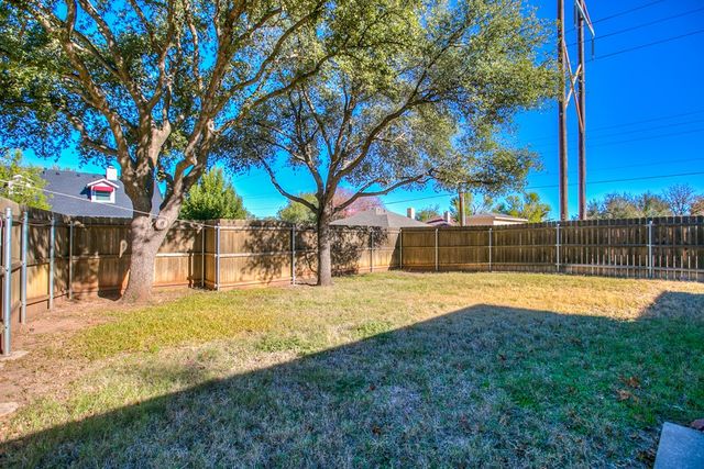 3214 Cedarhill Dr, San Angelo, TX 76904