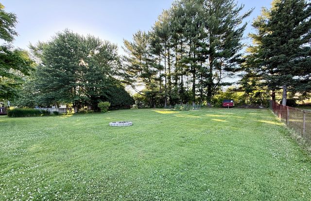 80 Birchwood Drive, Middletown, CT 06457