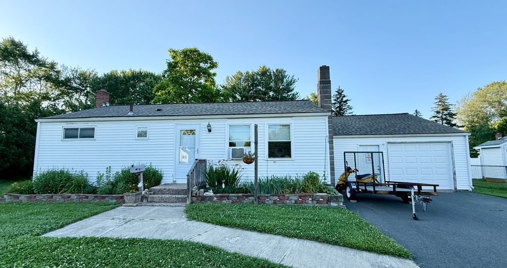 80 Birchwood Drive, Middletown, CT 06457