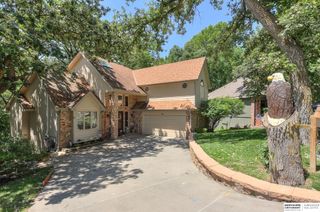 420 Waldruh Drive, Bellevue, NE 68005