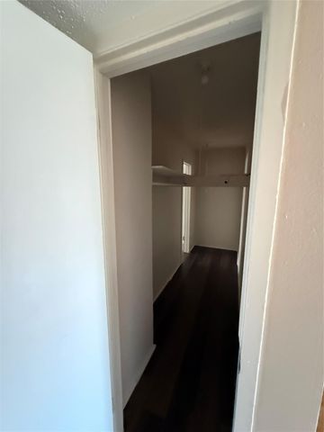 8535 Winkler Drive D07, Houston, TX 77017