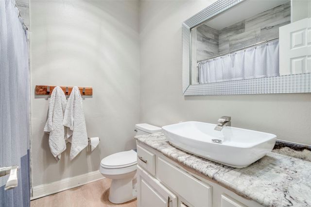 106 Rupen CT, Lakeway, TX 78734