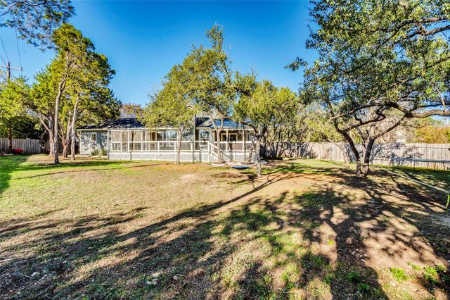 106 Rupen CT, Lakeway, TX 78734