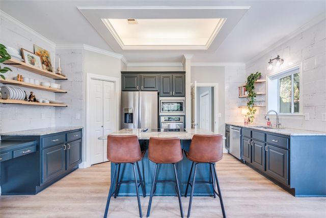 106 Rupen CT, Lakeway, TX 78734