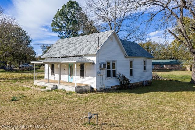 277 E Grove Street, Magazine, AR 72943