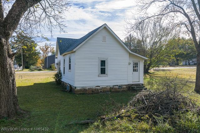 277 E Grove Street, Magazine, AR 72943