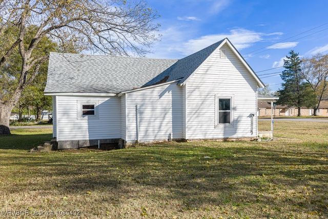 277 E Grove Street, Magazine, AR 72943