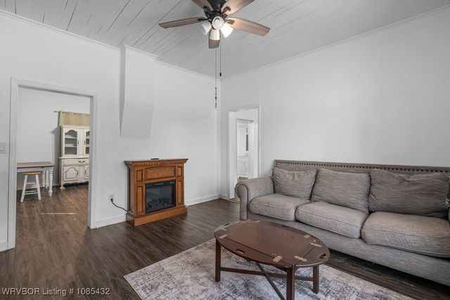 277 E Grove Street, Magazine, AR 72943