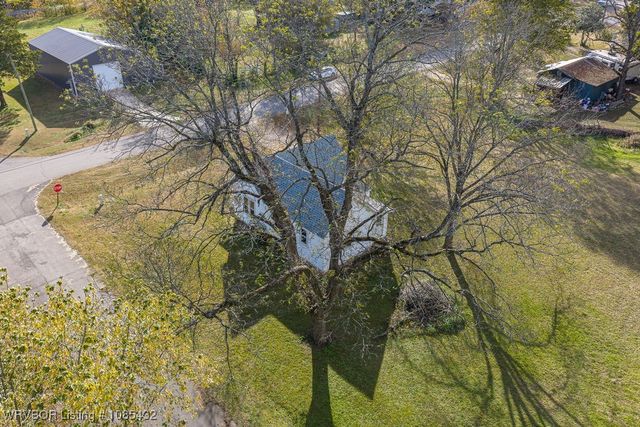 277 E Grove Street, Magazine, AR 72943