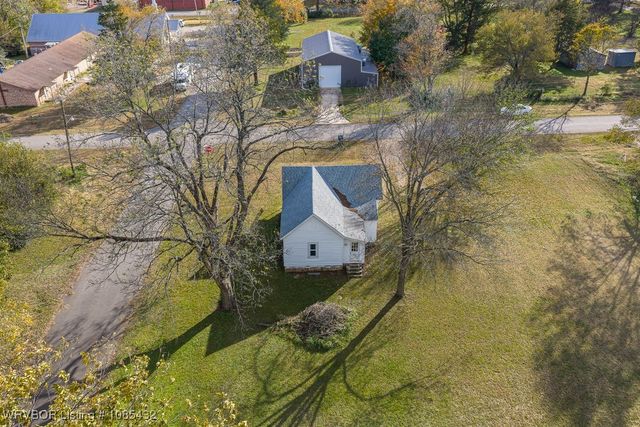 277 E Grove Street, Magazine, AR 72943