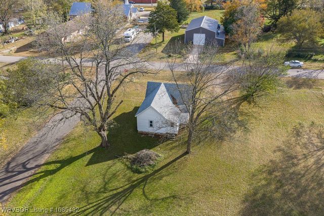 277 E Grove Street, Magazine, AR 72943