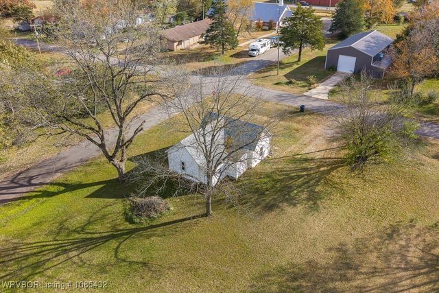 277 E Grove Street, Magazine, AR 72943