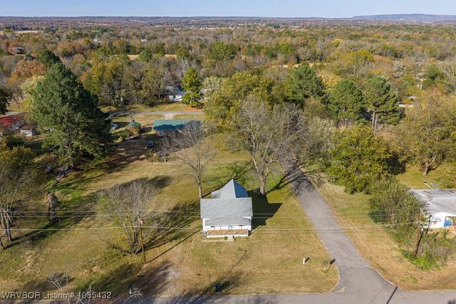 277 E Grove Street, Magazine, AR 72943