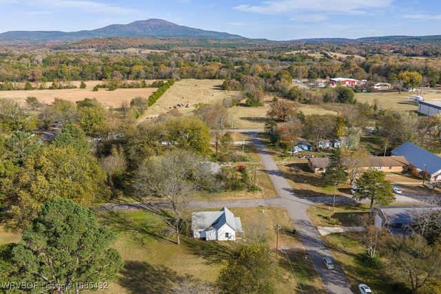 277 E Grove Street, Magazine, AR 72943