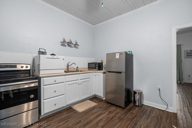 277 E Grove Street, Magazine, AR 72943