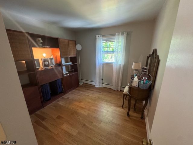 55 Mary Ann Rd, Jefferson Twp., NJ 07438