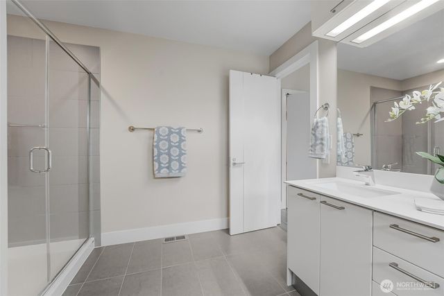 12220 SE 251st Place, Kent, WA 98030