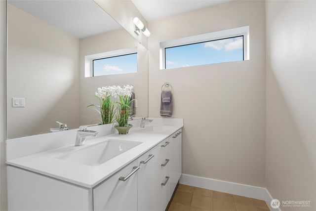 12220 SE 251st Place, Kent, WA 98030