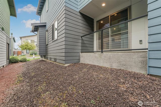 12220 SE 251st Place, Kent, WA 98030