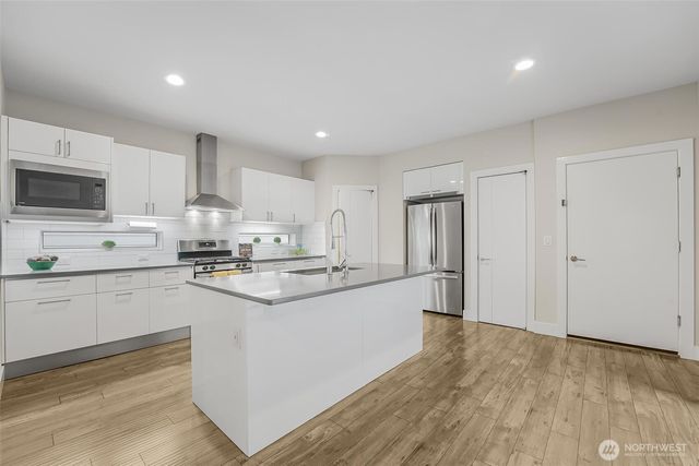 12220 SE 251st Place, Kent, WA 98030