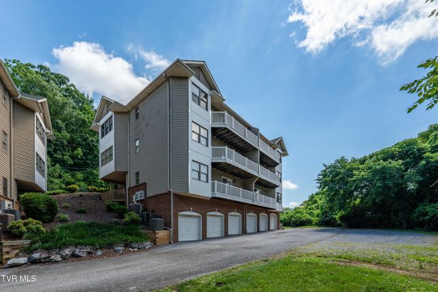 100 Gables Place 206, Kingsport, TN 37664