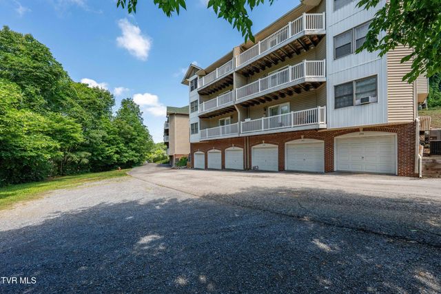 100 Gables Place 206, Kingsport, TN 37664
