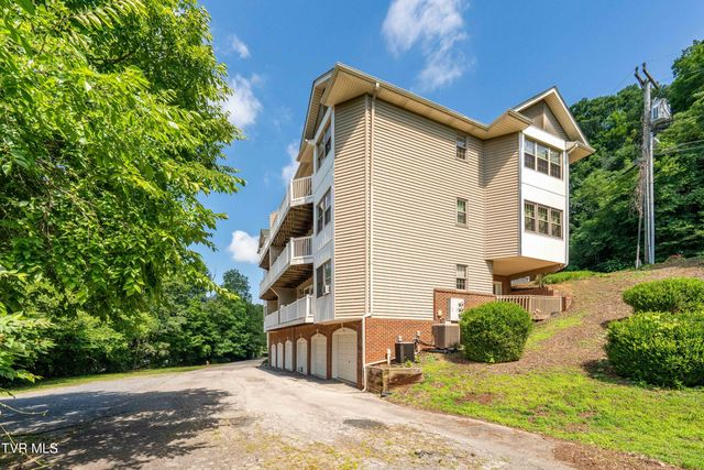 100 Gables Place 206, Kingsport, TN 37664