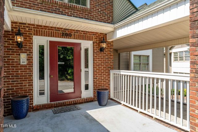 100 Gables Place 206, Kingsport, TN 37664