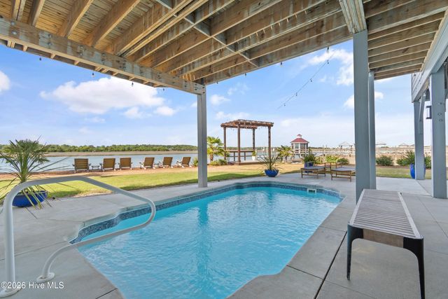 36 Duneside Drive, Ocean Isle Beach, NC 28469