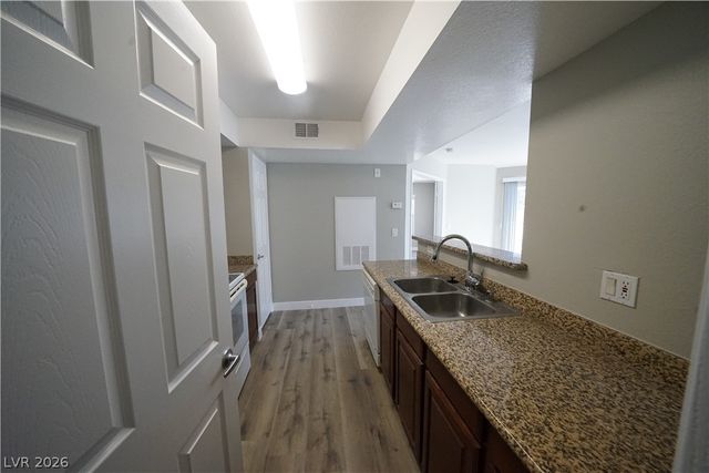 6800 East Lake Mead Boulevard 2092, Las Vegas, NV 89156