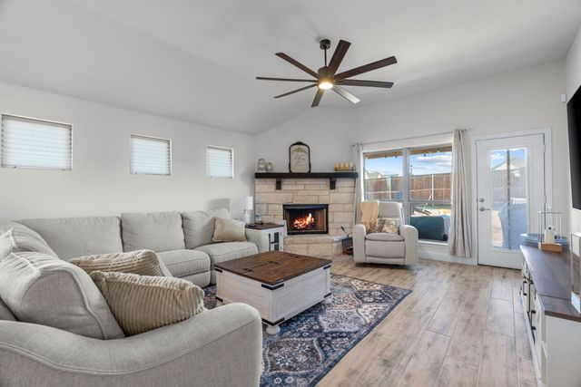 701 Bass Lake Lane, Cleburne, TX 76033