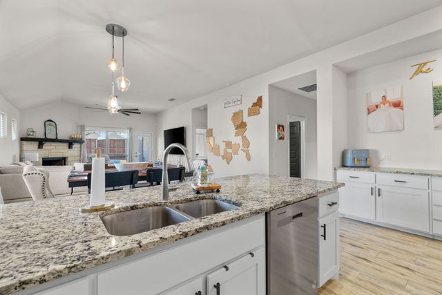 701 Bass Lake Lane, Cleburne, TX 76033