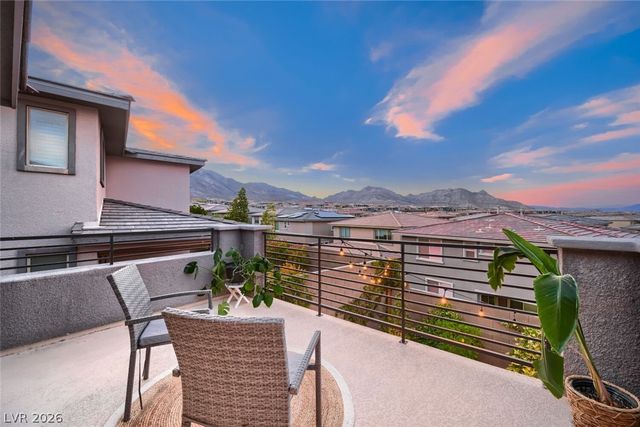 12472 Dolan Point Street, Las Vegas, NV 89138