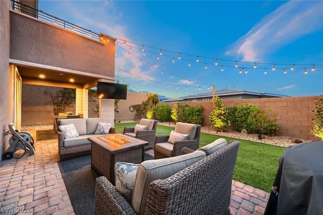 12472 Dolan Point Street, Las Vegas, NV 89138