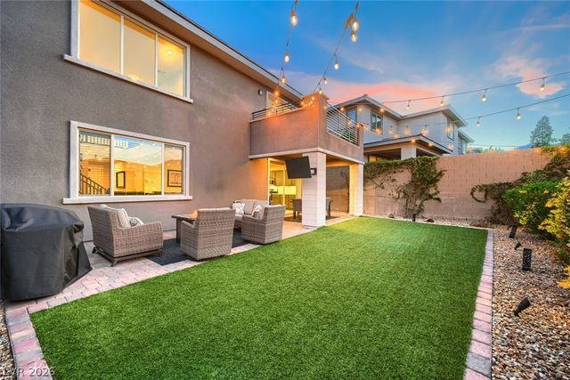 12472 Dolan Point Street, Las Vegas, NV 89138