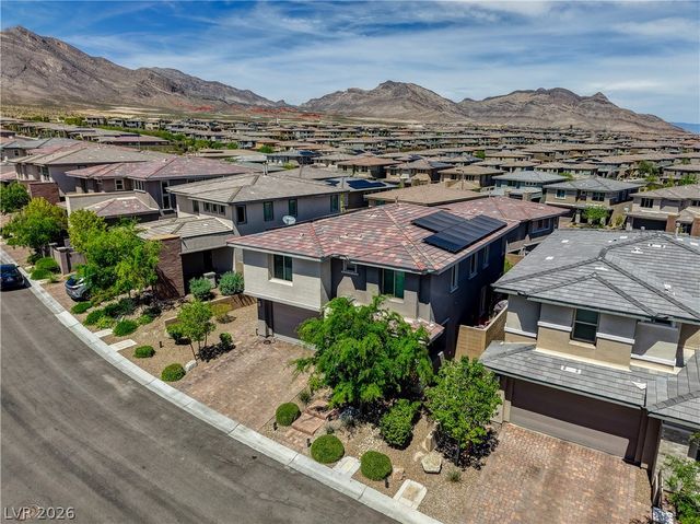 12472 Dolan Point Street, Las Vegas, NV 89138