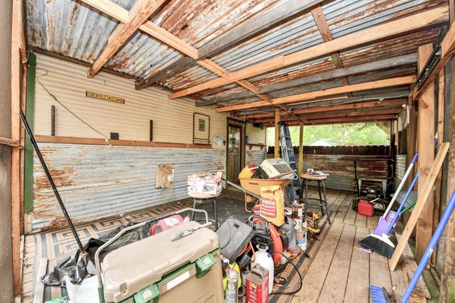 204 S 4th Street, Alvin, TX 77511