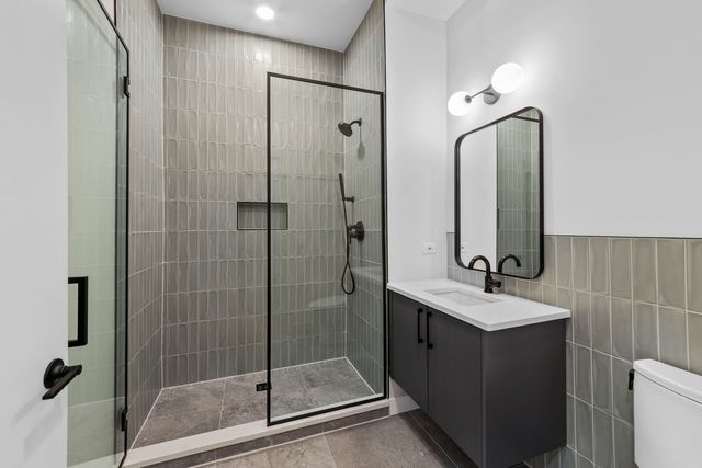 1550 W Monroe Street 203, Chicago, IL 60607